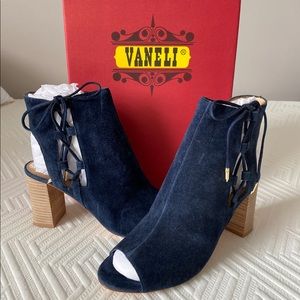 Vaneli open toe bootie